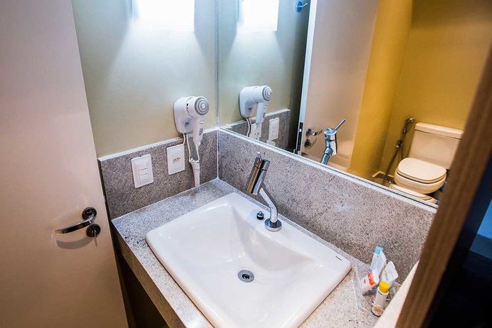 Imagen de los interiores del Hotel Slim Cuiaba Aeroporto by Slaviero Hoteis. Foto 14