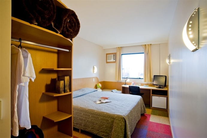 Imagen de la habitación del Hotel Slim Curitiba Alto Da Xv. Foto 5