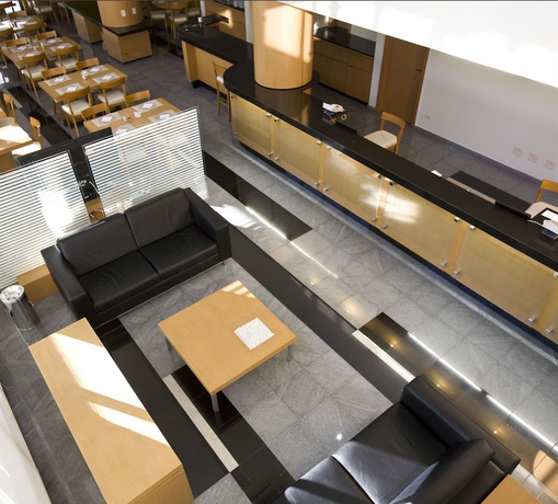 Imagen de los interiores del Hotel Slim Curitiba Alto Da Xv. Foto 15