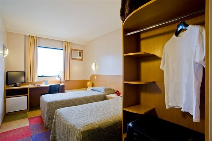 Imagen de la habitación del Hotel Slim Curitiba Alto Da Xv. Foto 8