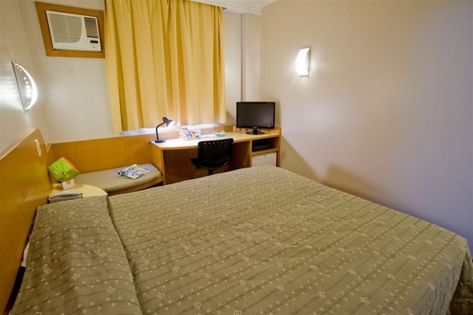 Imagen de la habitación del Hotel Slim Curitiba Alto Da Xv. Foto 9