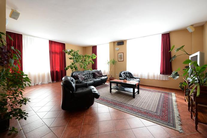 Imagen de los interiores del Hotel Slodes. Foto 11