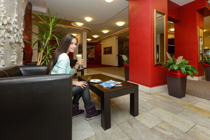 Imagen de los interiores del Hotel Slovan, Tatranska Lomnica . Foto 19