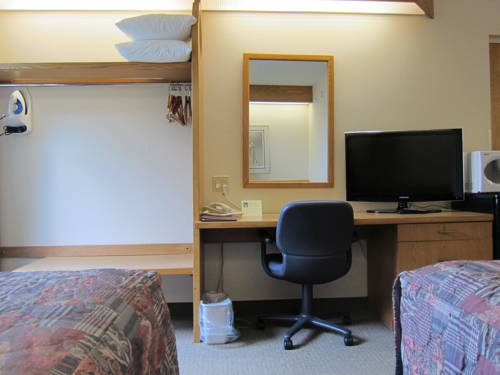 Imagen de la habitación del Hotel Slumber Inn. Foto 7