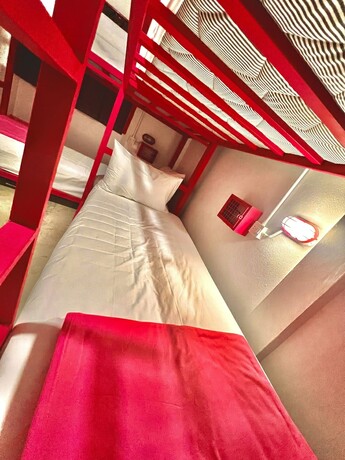 Imagen de la habitación del Hotel Slumber Party Krabi. Foto 17