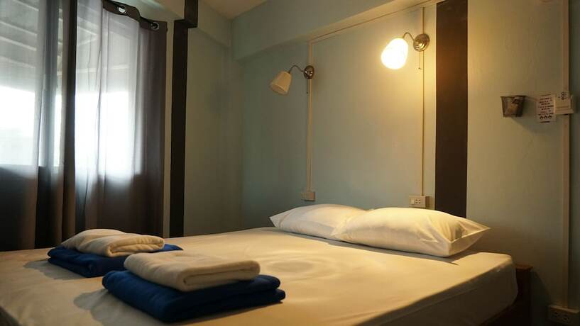 Imagen de la habitación del Hotel Slumber Party Surf Khao Lak Hostel. Foto 8