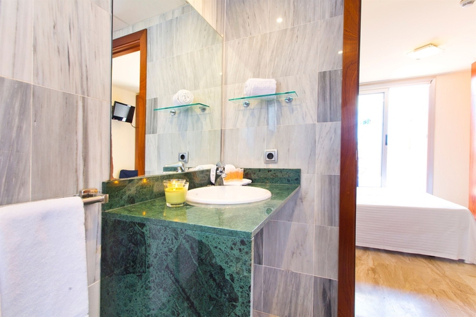 Imagen de la habitación del Hotel Sm Turissa. Foto 9