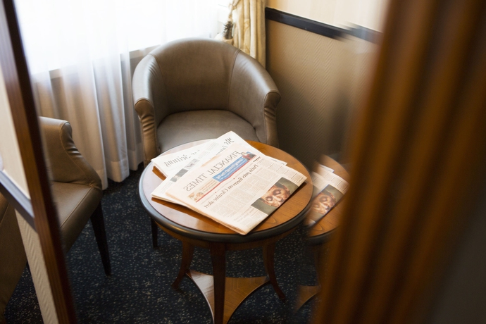 Imagen de la habitación del Hotel Small Luxury Ambassador Zürich. Foto 16