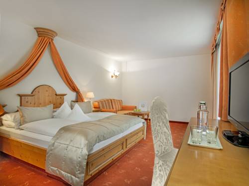 Imagen de la habitación del Hotel Small & Beautiful Gnaid. Foto 9
