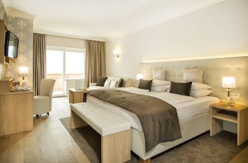 Imagen de la habitación del Hotel Small & Beautiful Gnaid. Foto 10