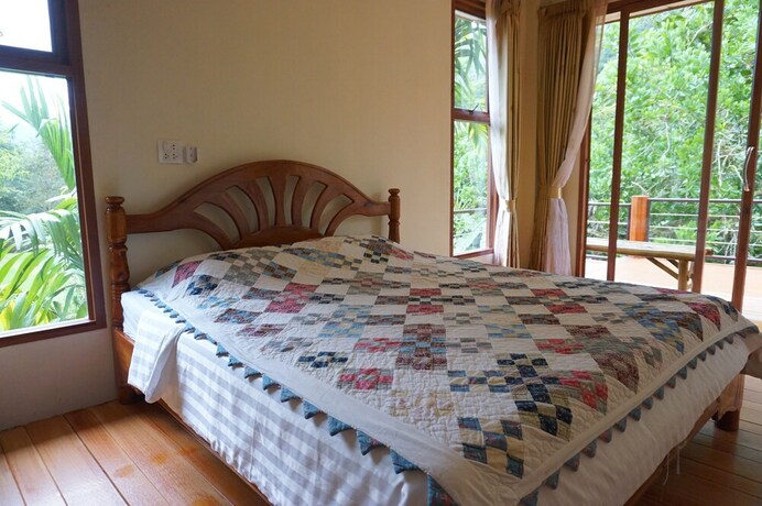 Imagen de la habitación del Hotel Smallville Resort Ranong. Foto 18