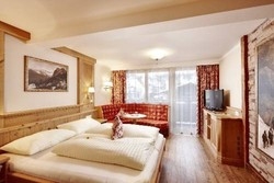 Imagen general del Hotel Smaragdhotel Tauernblick. Foto 3