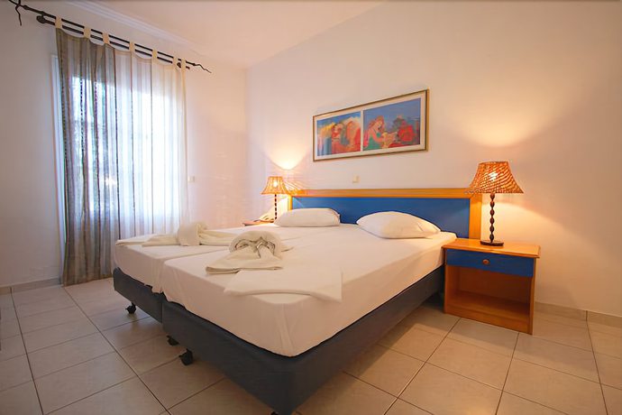 Imagen de la habitación del Hotel Smaragdi, Exampela. Foto 10