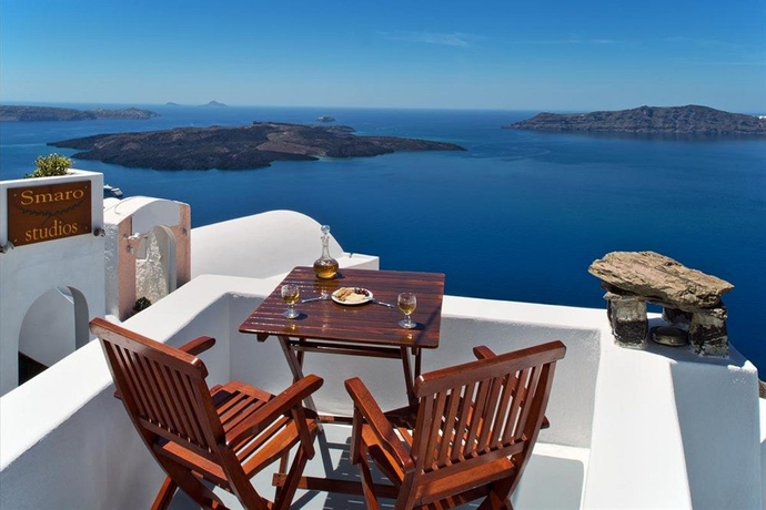 Imagen de los exteriores del Hotel Smaro Studios. Foto 8