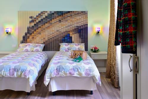 Imagen de la habitación del Hotel Smart Bartolini. Foto 14