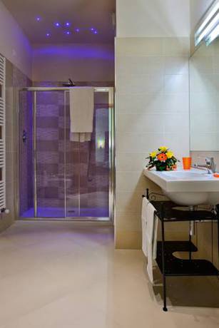 Imagen de la habitación del Hotel Smart Bartolini. Foto 16