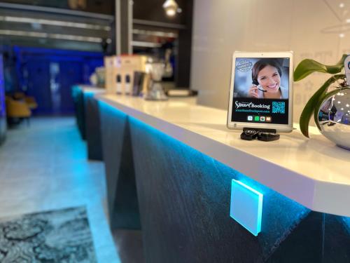 Imagen de los interiores del Hotel Smart Budapest. Foto 7