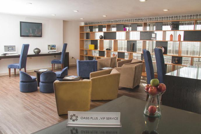 Imagen de los interiores del Hotel Smart Cancun By Oasis. Foto 11