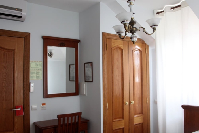 Imagen de la habitación del Hotel Smart. Foto 10