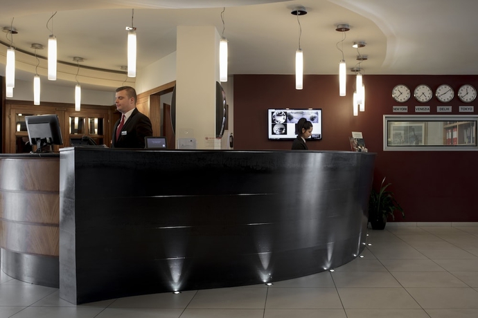 Imagen de los interiores del Hotel Smart Holiday. Foto 18