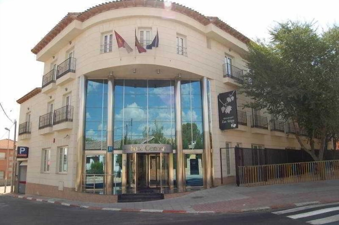 Imagen general del Hotel Smart Hotel La Sagra. Foto 1