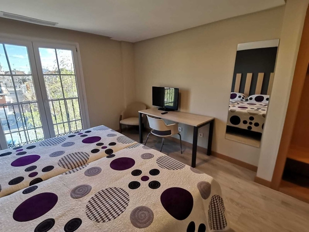 Imagen de la habitación del Hotel Smart Hotel La Sagra. Foto 19