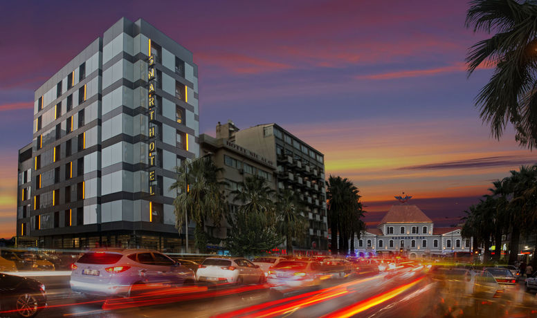 Imagen del bar/restaurante del Hotel Smart Izmir. Foto 5