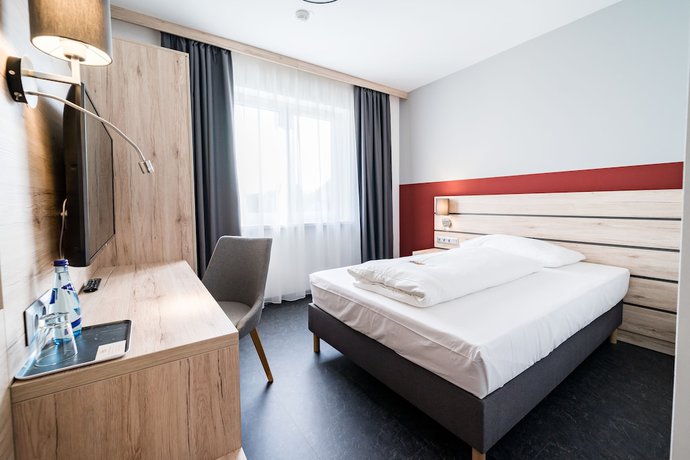 Imagen de la habitación del Hotel Smart Liv'In. Foto 10