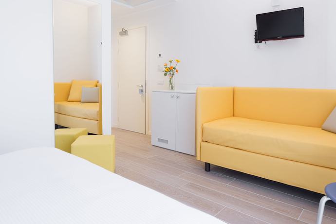 Imagen de la habitación del Hotel Smart Mediterraneo. Foto 14