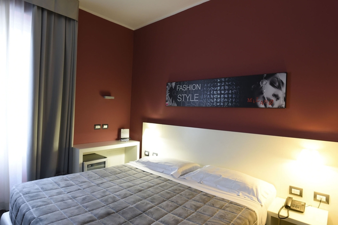 Imagen de la habitación del Hotel Smart Milano. Foto 2