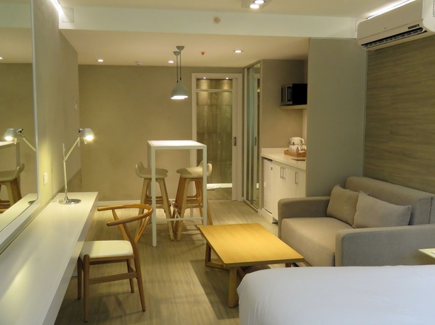 Imagen de la habitación del Hotel Smart Montevideo. Foto 15