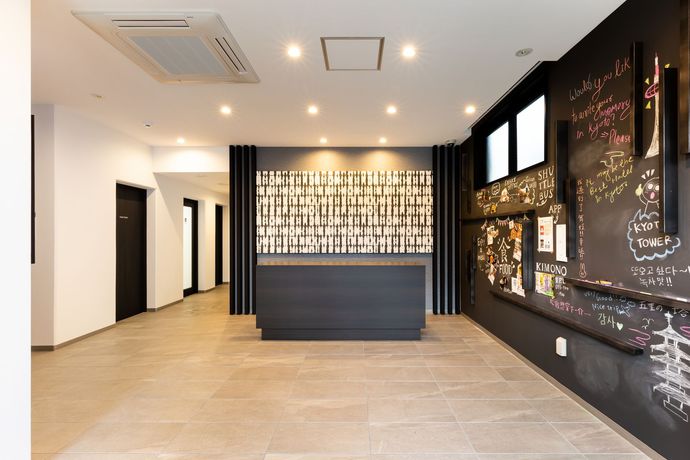 Imagen general del Hotel Smart Place Inn Kyoto Shijo Omiya Station. Foto 1