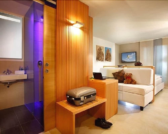 Imagen de la habitación del Hotel Smart Saslong. Foto 5