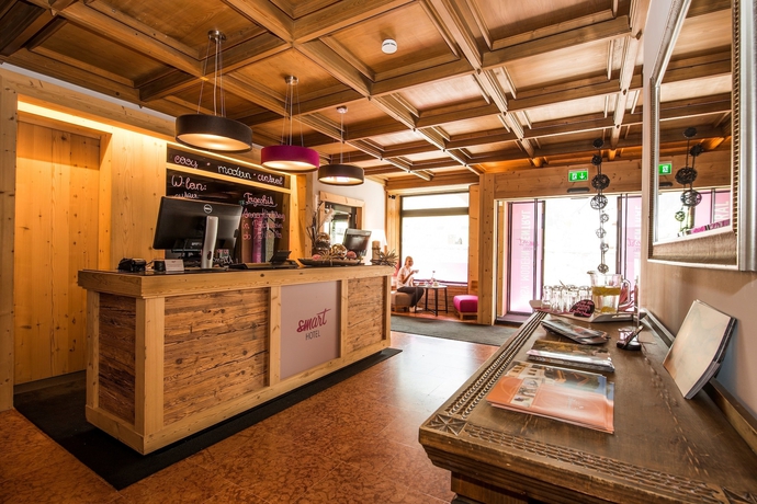 Imagen de los interiores del Hotel Smarthotel. Foto 16