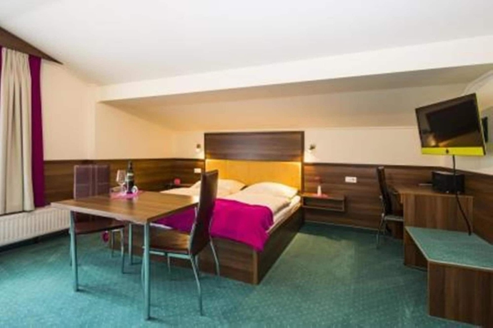 Imagen de la habitación del Hotel Smarthotel. Foto 10