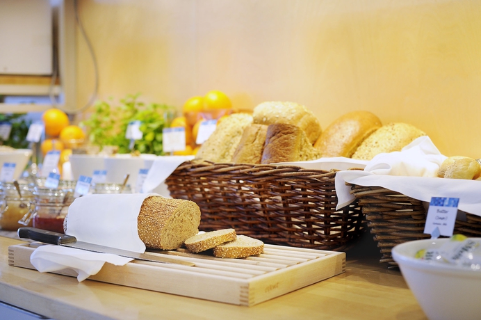 Imagen del bar/restaurante del Hotel Smarthotel Forus. Foto 6