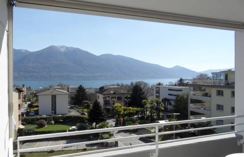 Imagen de la habitación del Hotel Smart-hotel Minusio. Foto 5