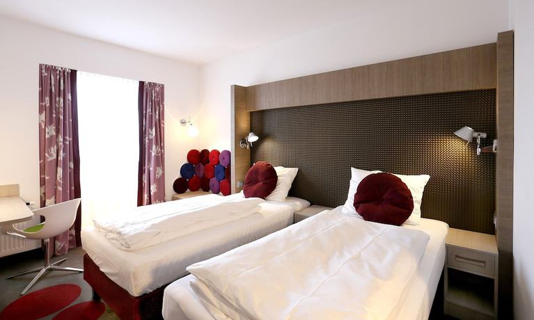 Imagen de la habitación del Hotel Smartino. Foto 10