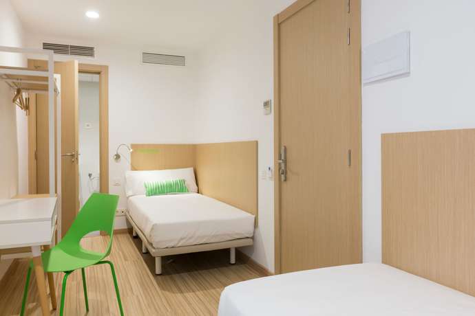 Imagen de la habitación del Hotel Smartroom Barcelona. Foto 6