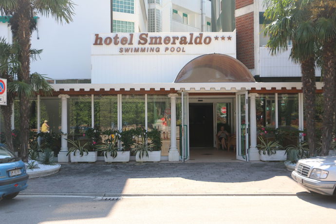 Imagen de la piscina del Hotel Smeraldo, Lignano Sabbiadoro. Foto 16