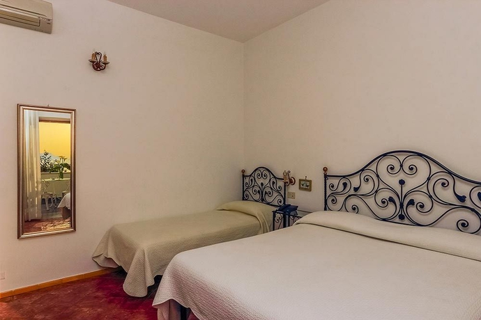 Imagen de la habitación del Hotel Smeraldo, Praiano. Foto 5