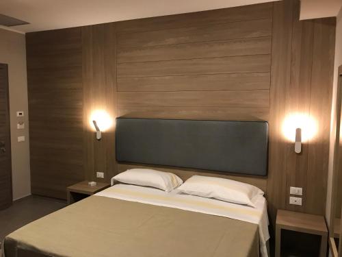 Imagen general del Hotel Smeraldo, Qualiano. Foto 5