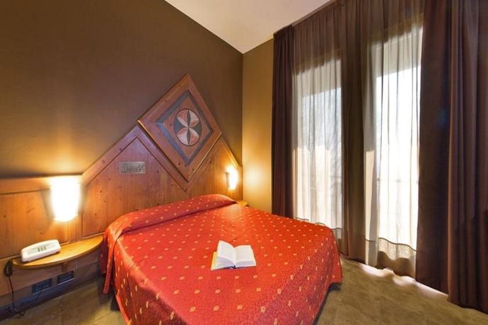 Imagen general del Hotel Smeraldo, Sirmione. Foto 7