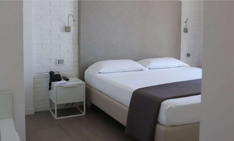 Imagen de la habitación del Hotel Smeraldo Suites and Spa. Foto 8
