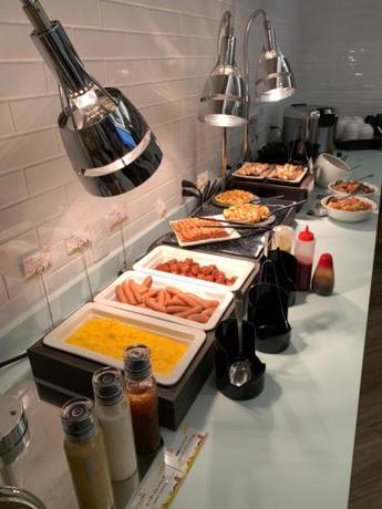 Imagen general del Hotel Smile Hiroshima. Foto 12