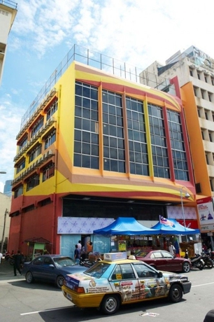 Imagen de los exteriores del Hotel Smile Hotel Chow Kit PWTC. Foto 9