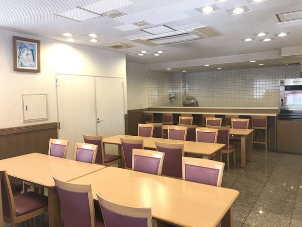 Imagen del bar/restaurante del Hotel Smile Hotel Takaoka Ekimae. Foto 6