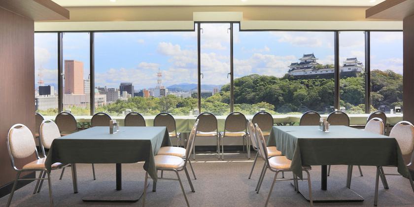 Imagen del bar/restaurante del Hotel Smile Hotel Wakayama. Foto 3