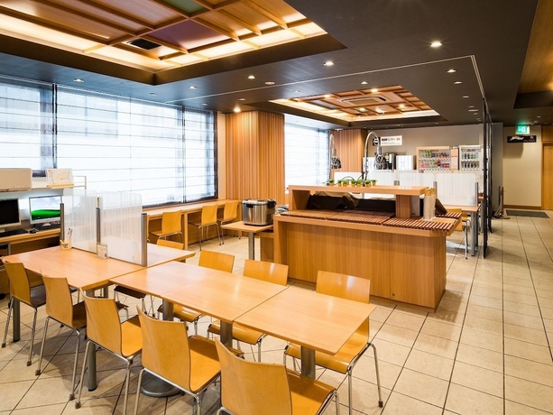 Imagen del bar/restaurante del Hotel Smile Kyoto Karasumagojo. Foto 2