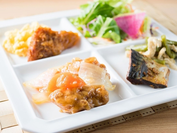 Imagen del bar/restaurante del Hotel Smile Kyoto Karasumagojo. Foto 7